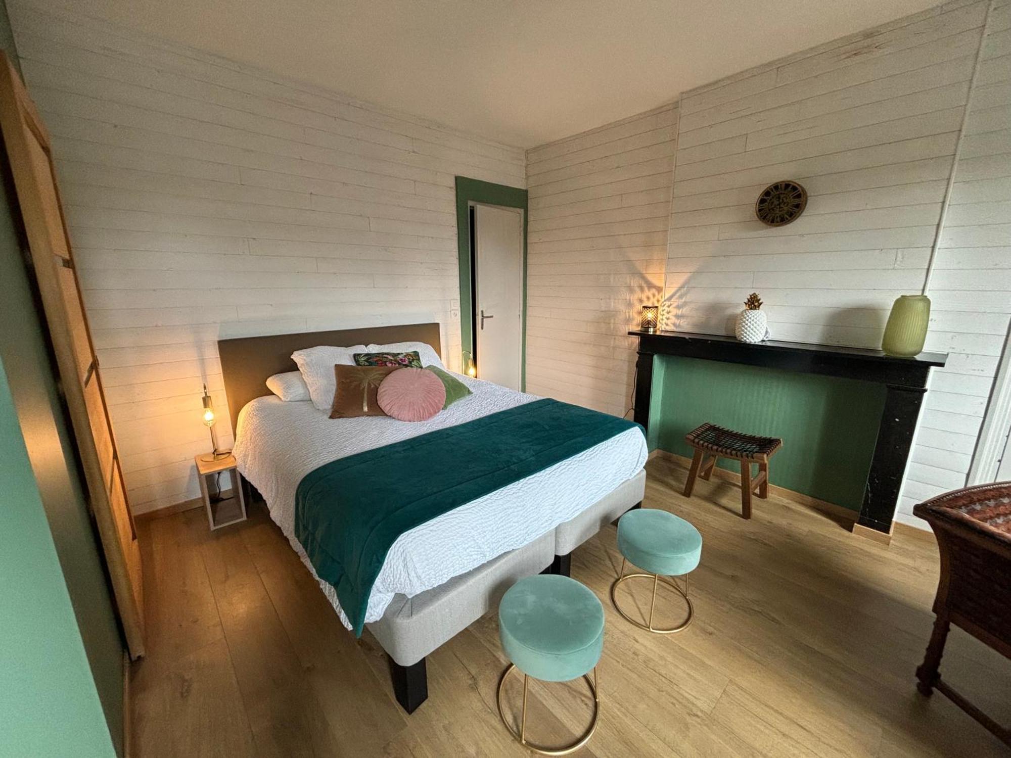 Logis Hotel-Restaurant - Le Moulin D'Artres Ngoại thất bức ảnh
