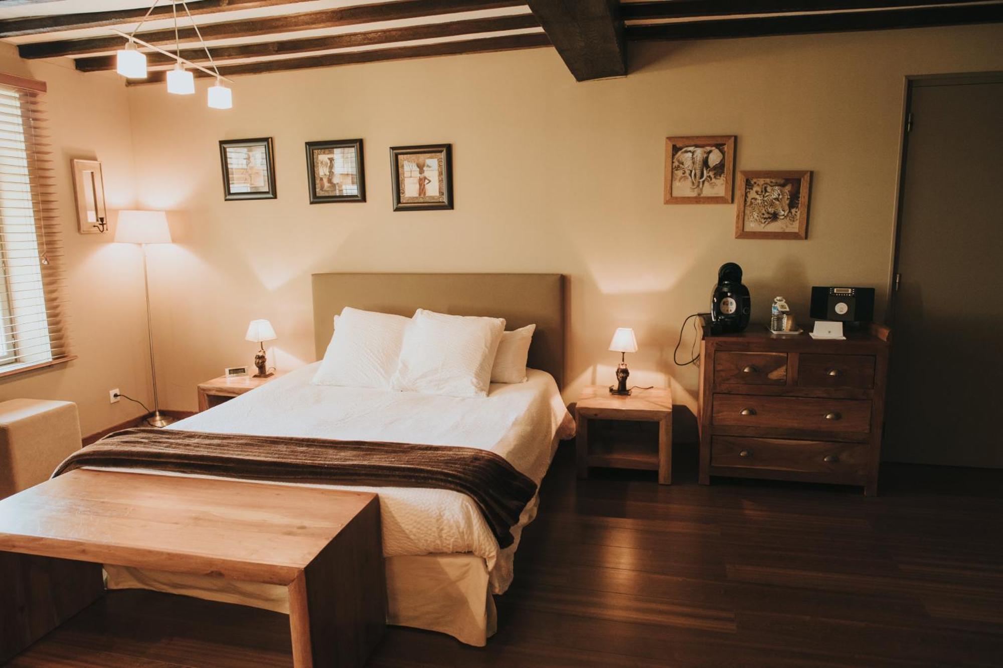 Logis Hotel-Restaurant - Le Moulin D'Artres Ngoại thất bức ảnh