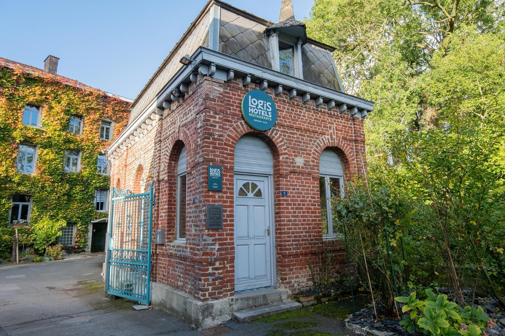Logis Hotel-Restaurant - Le Moulin D'Artres Ngoại thất bức ảnh